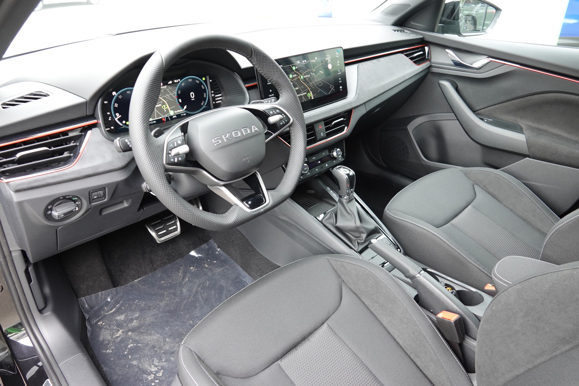 SKODA Scala 1.5 TSI Dynamic DSG - 9