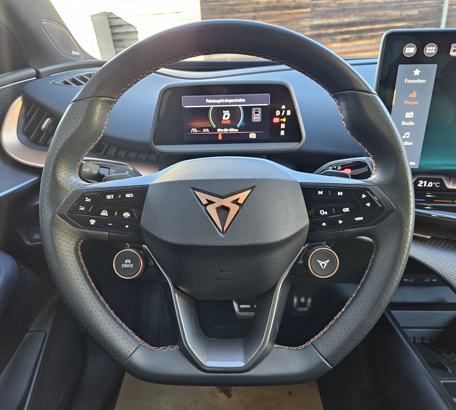 CUPRA Tavascan Type 9 77 kWh VZ Adrenaline 4x4 - 17