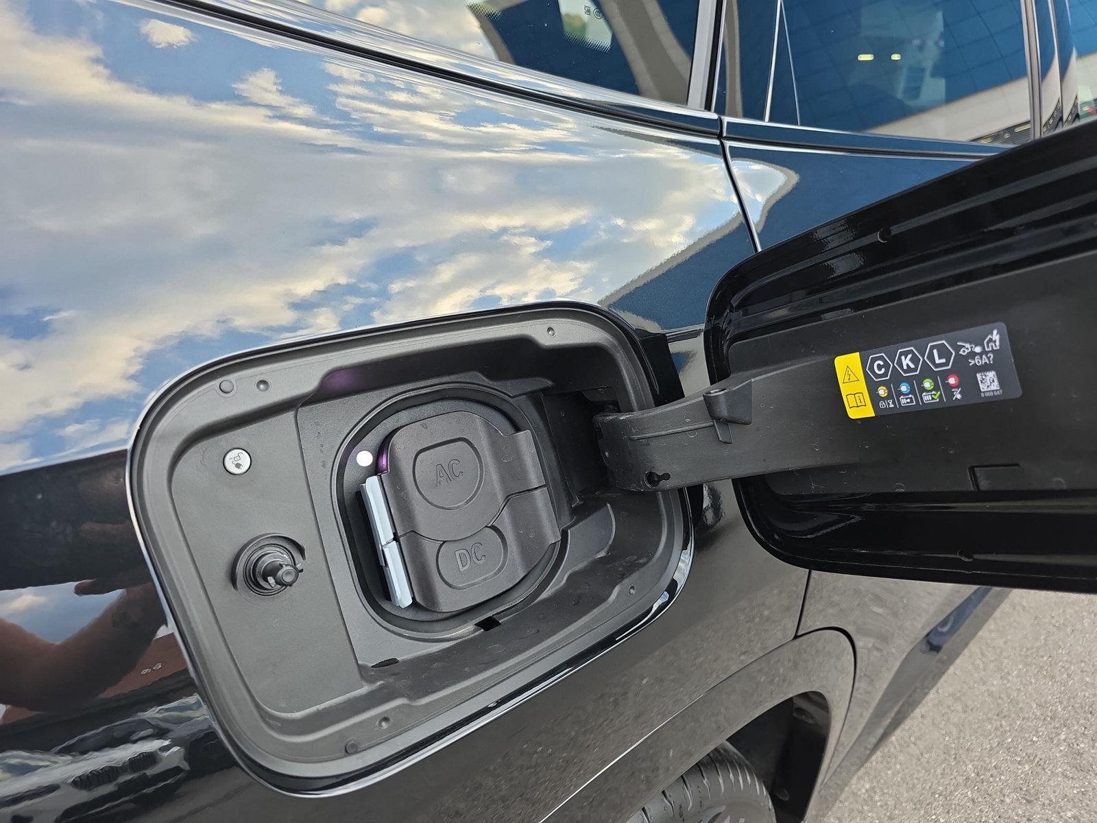 BMW iX1 20 M Sport eDrive U11 (CH) AHK 750KG **100 % électrique** - 27