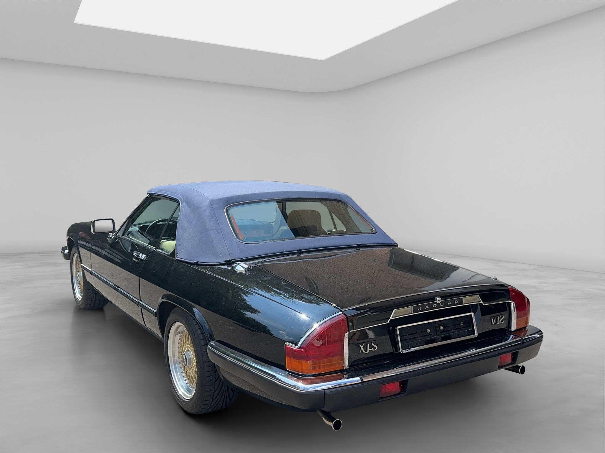 JAGUAR XJ 16