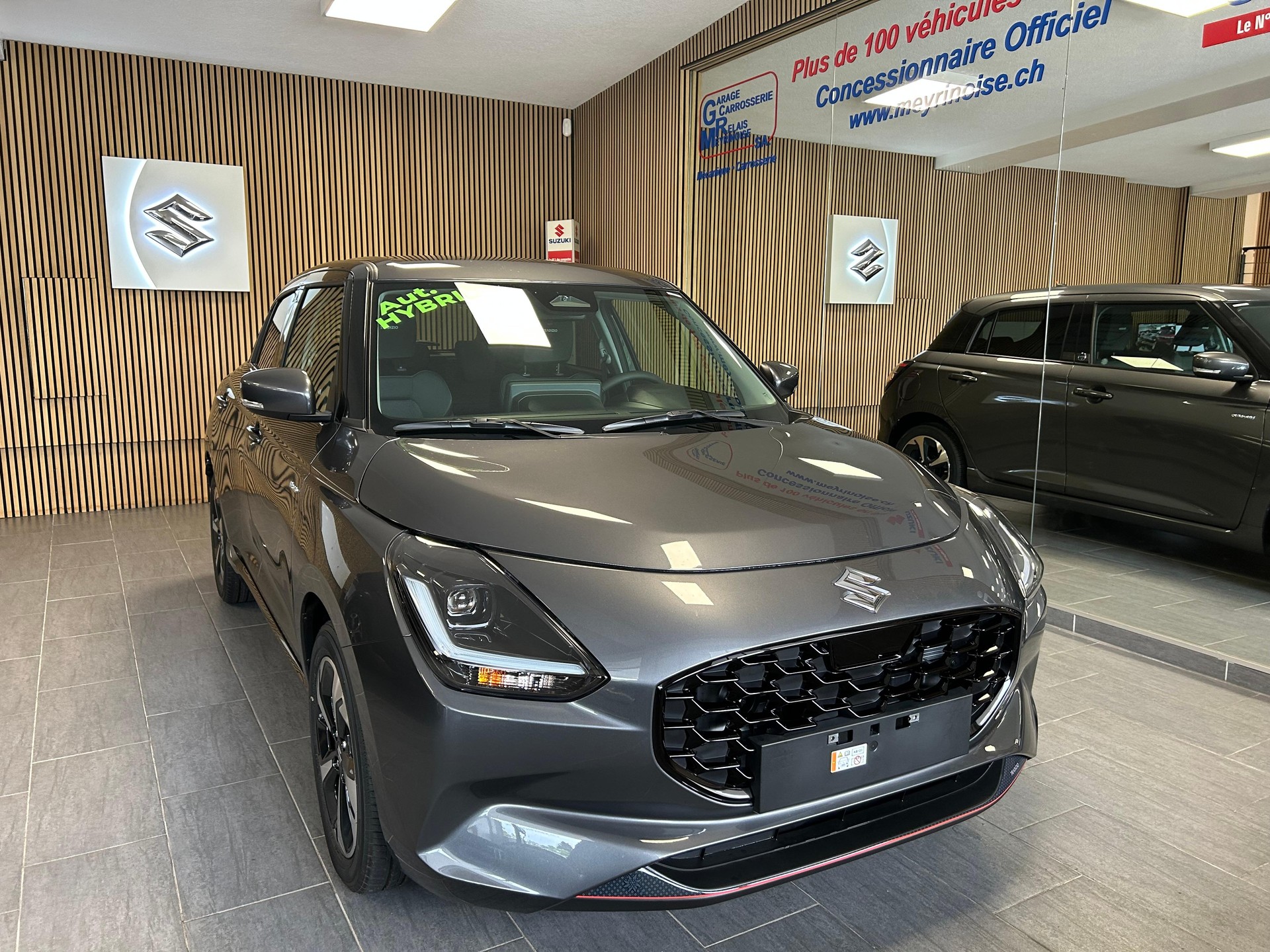 SUZUKI Swift 1.2 Tradizio Top Hybrid - 3