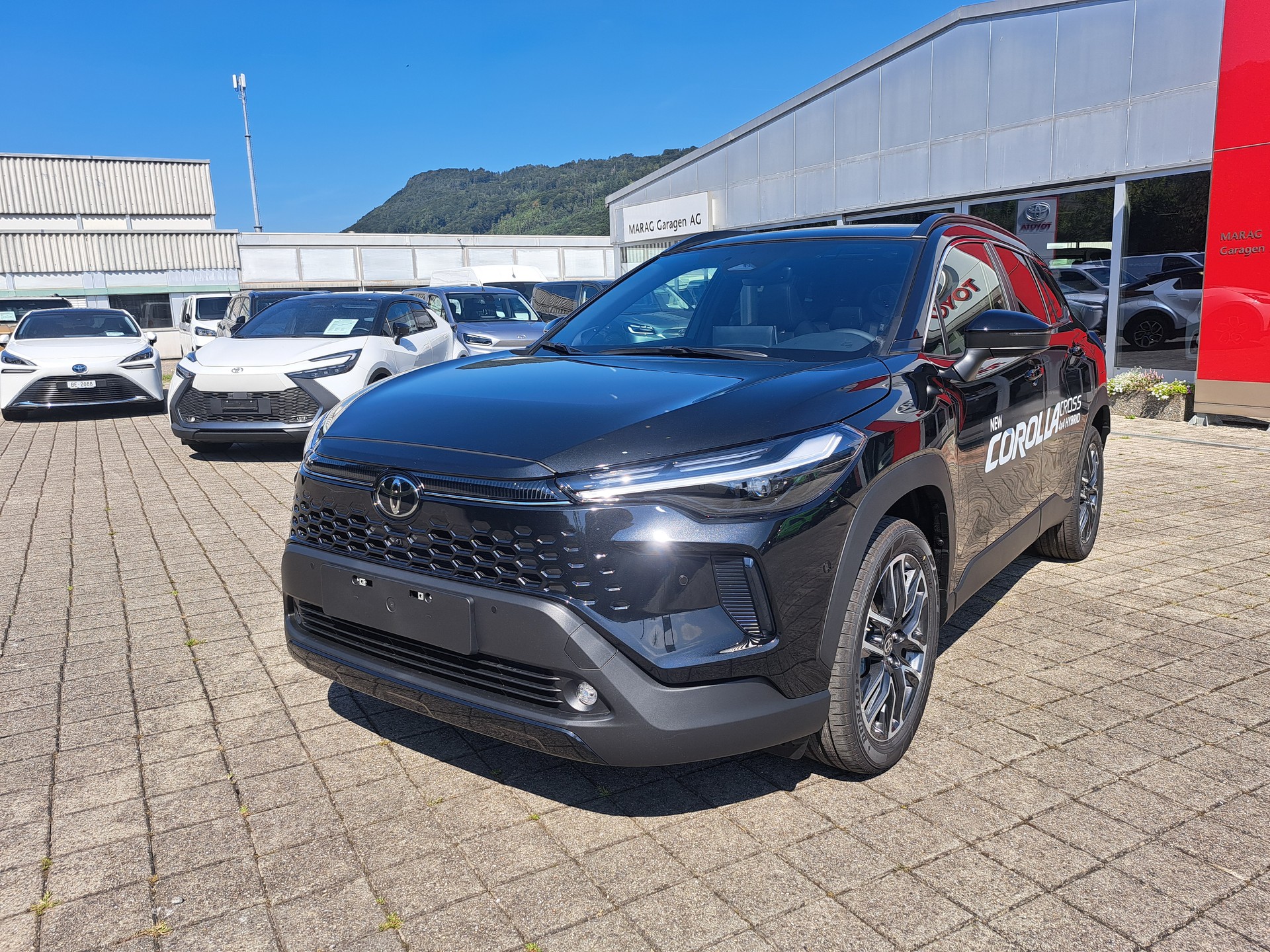 TOYOTA Corolla Cross 2.0 Premium e-CVT AWD - 2