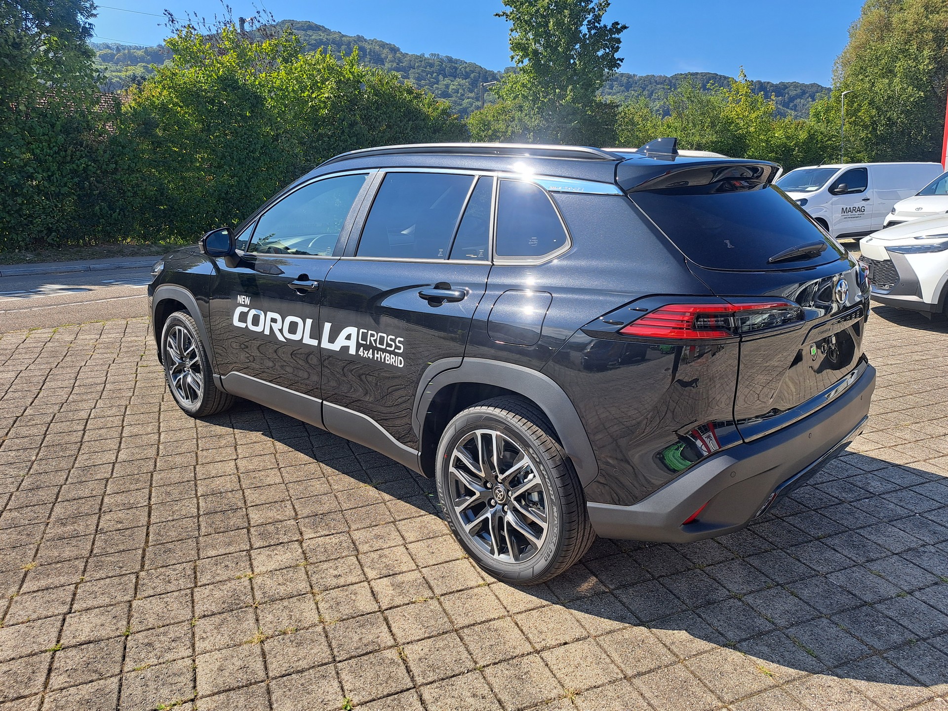 TOYOTA Corolla Cross 2.0 Premium e-CVT AWD - 11