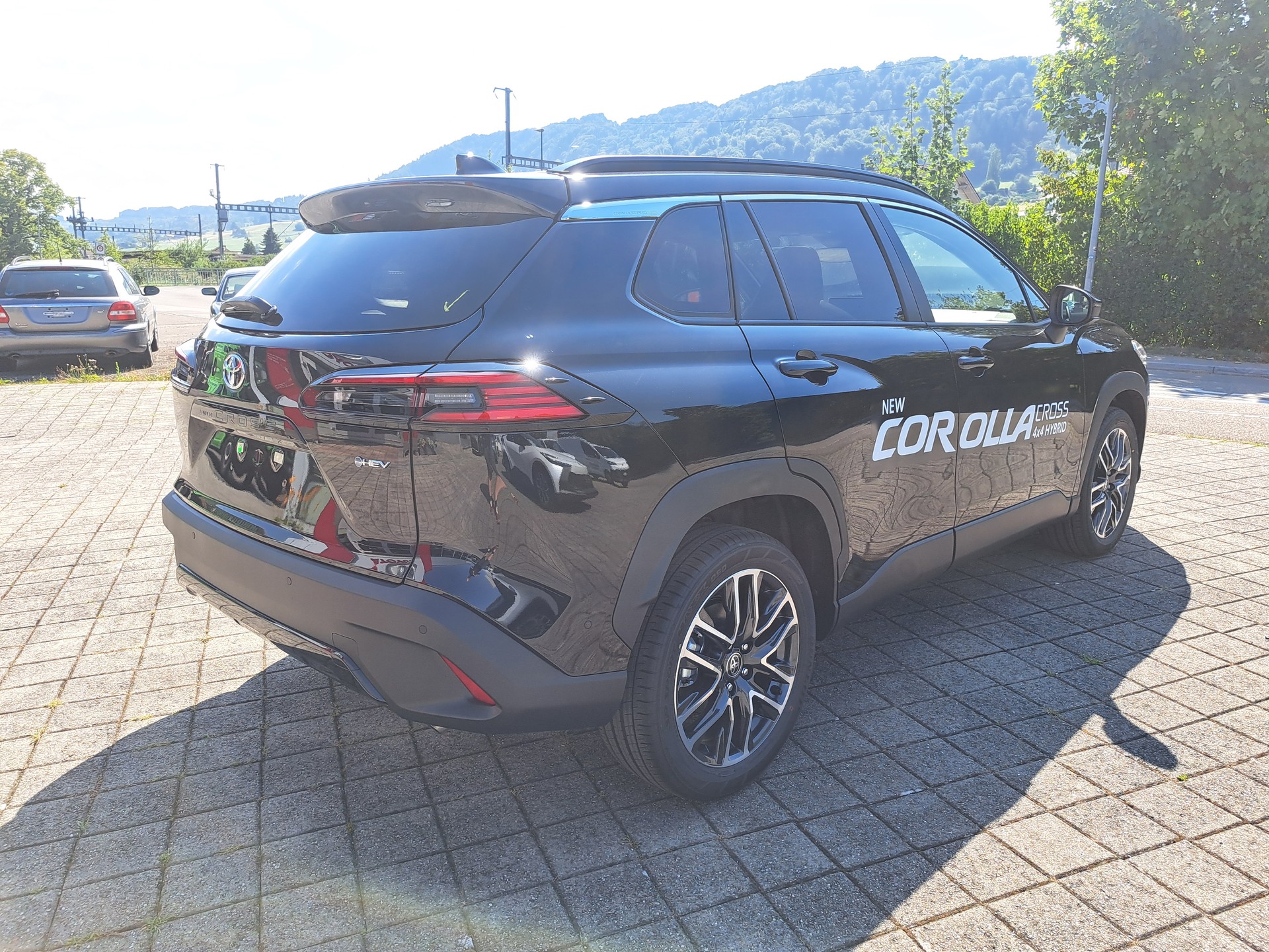 TOYOTA Corolla Cross 2.0 Premium e-CVT AWD - 9