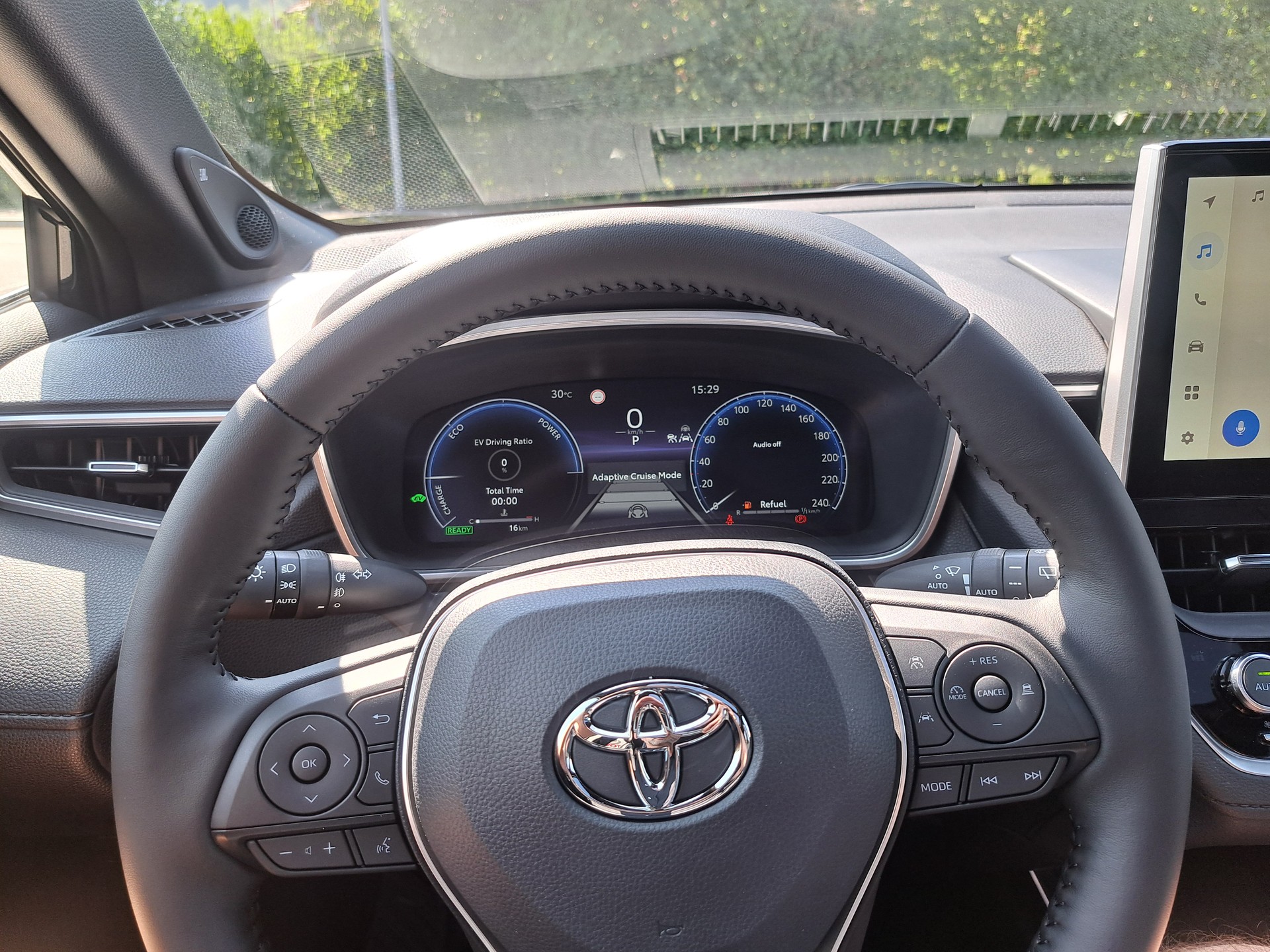 TOYOTA Corolla Cross 2.0 Premium e-CVT AWD - 13
