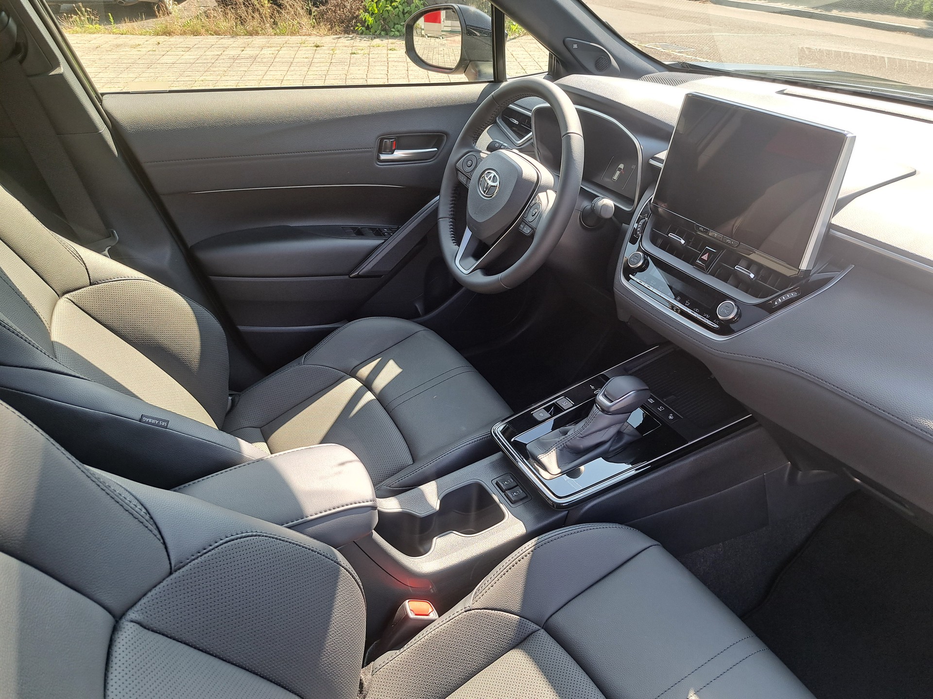 TOYOTA Corolla Cross 2.0 Premium e-CVT AWD - 5