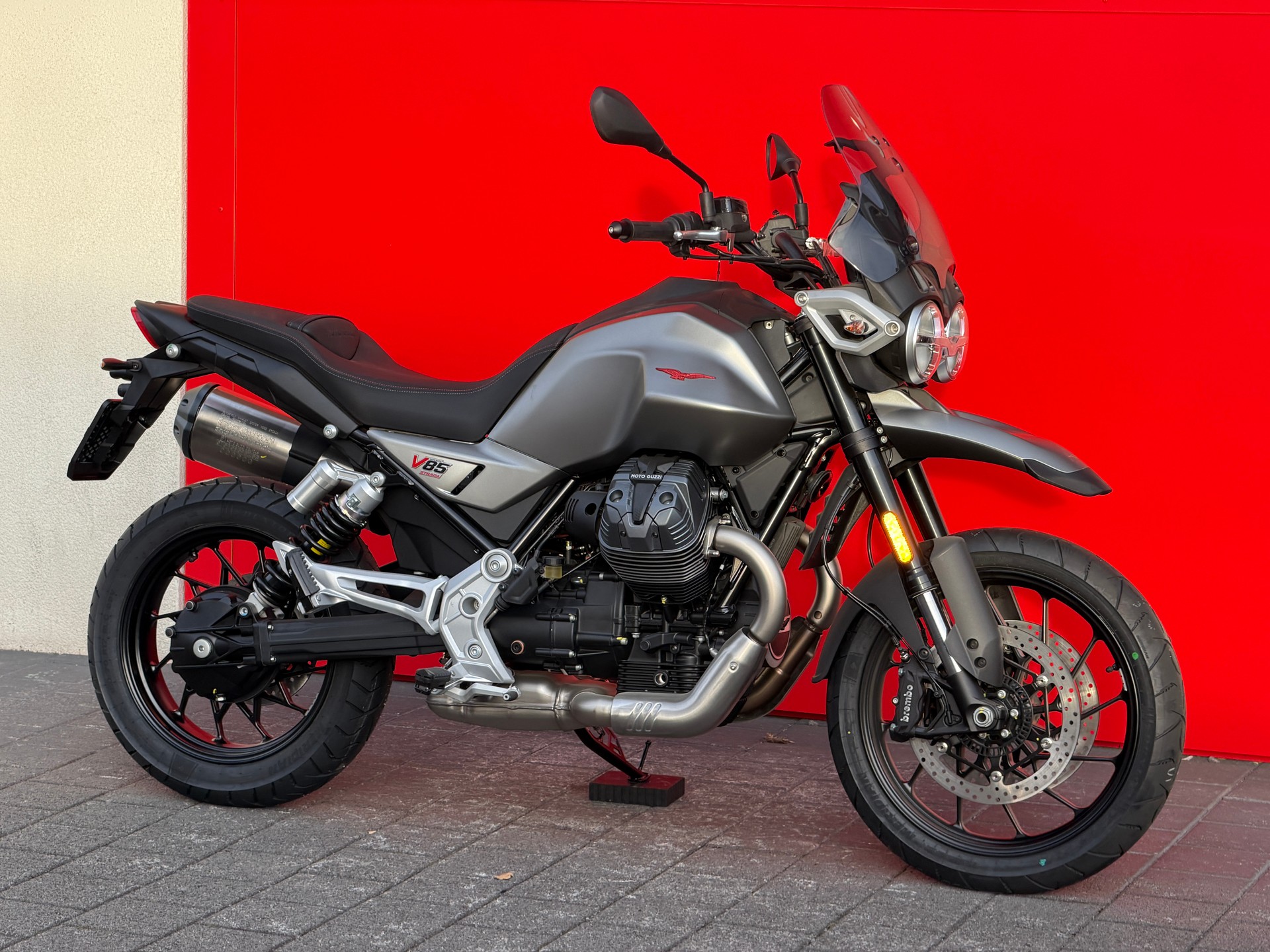 MOTO GUZZI V85 TT Strada E5+ (35kW) - 12