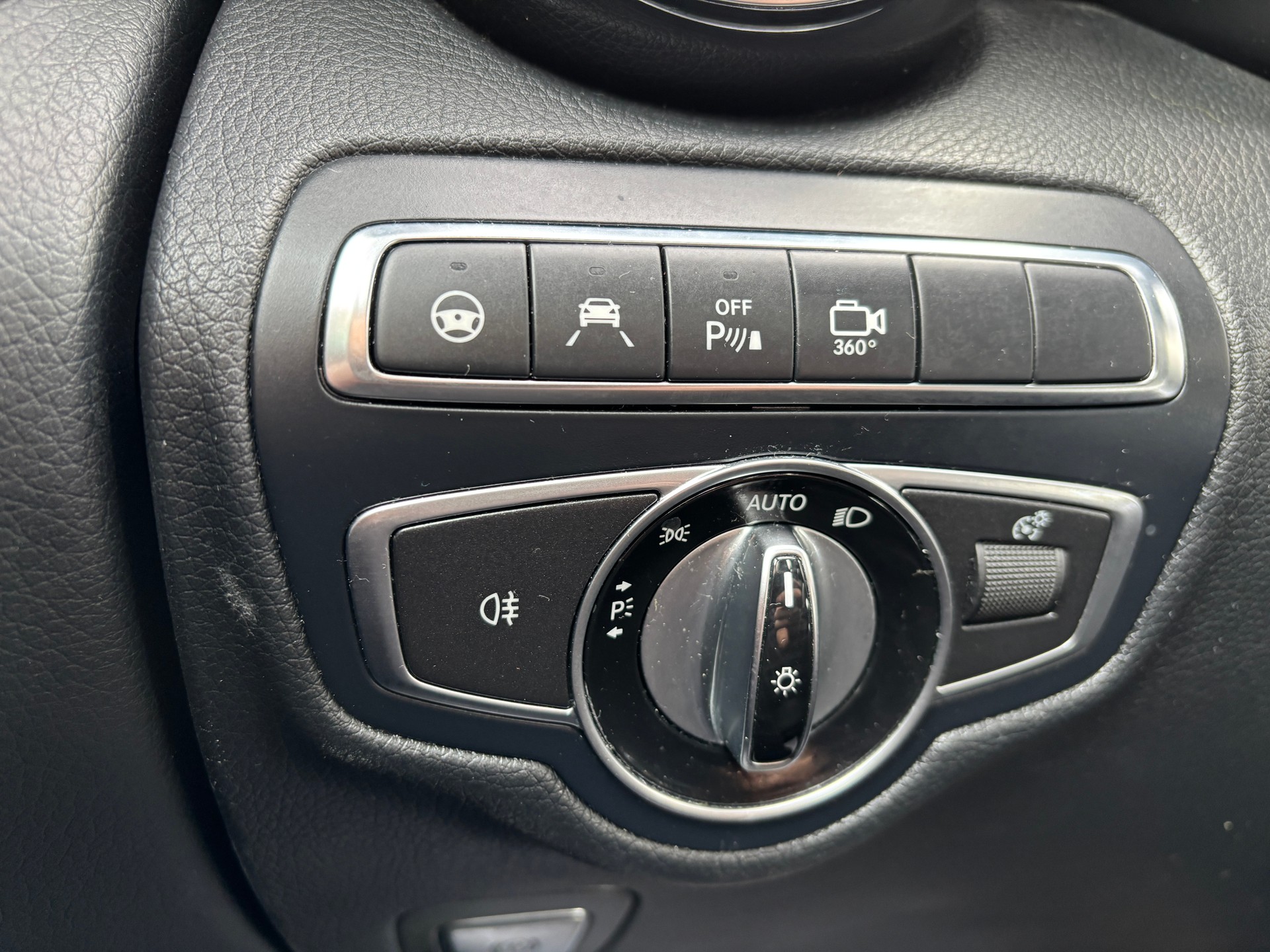 MERCEDES-BENZ GLC 250 d AMG Line 4Matic - 8