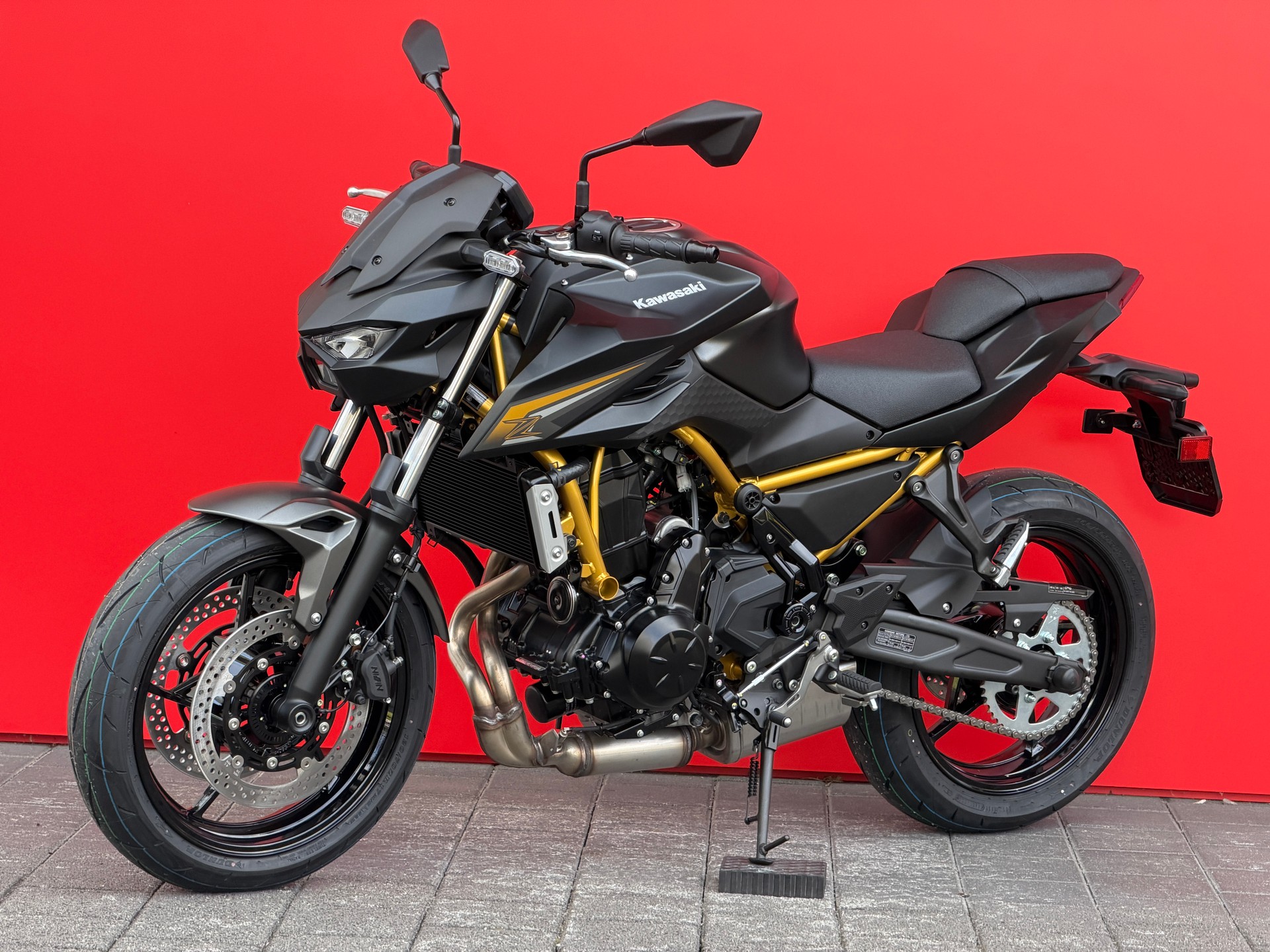 KAWASAKI Z 650 S (35kW) - 8