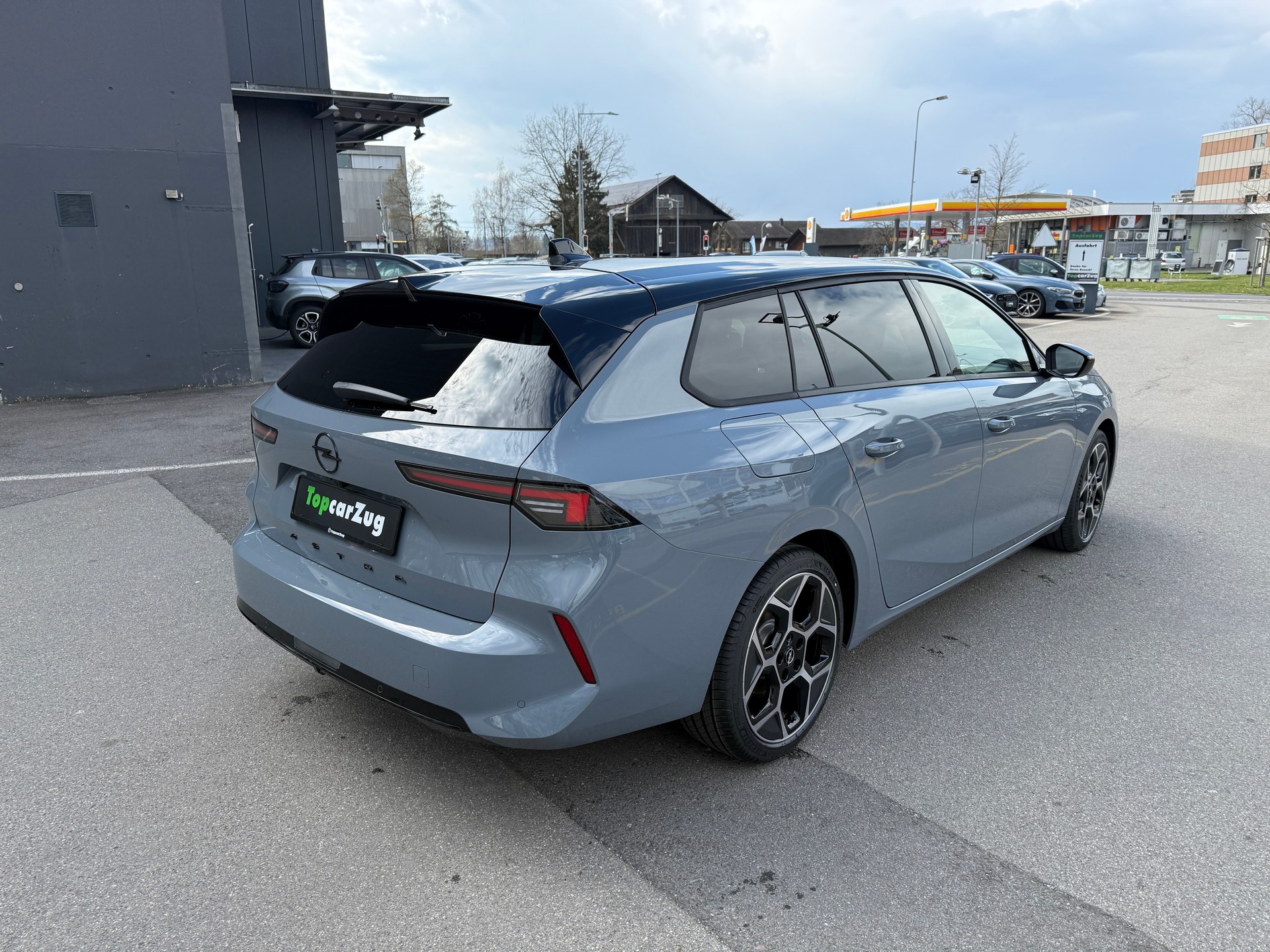 OPEL Astra Sports Tourer 1.2i Turbo GS A - 5