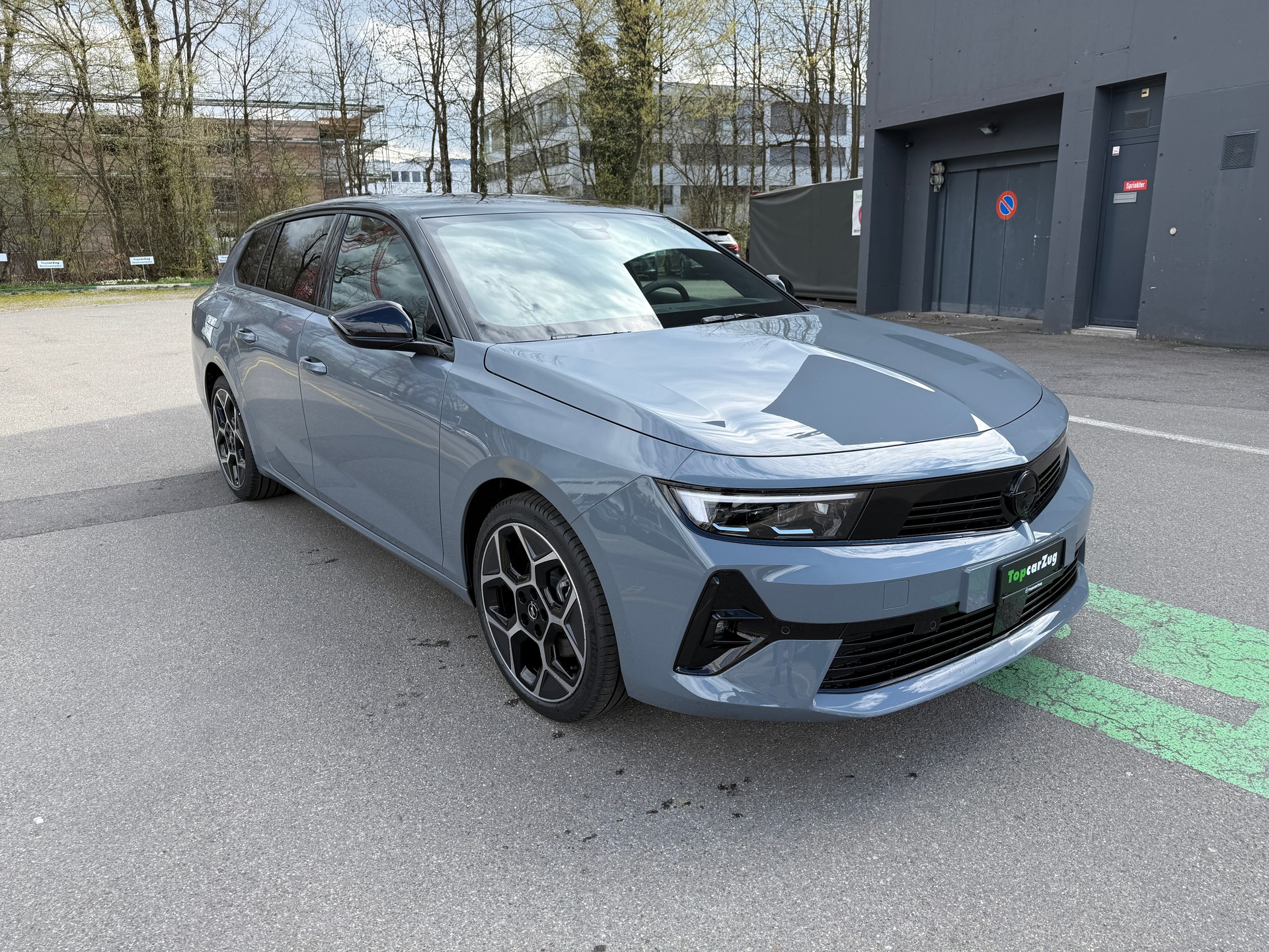 OPEL Astra Sports Tourer 1.2i Turbo GS A - 3