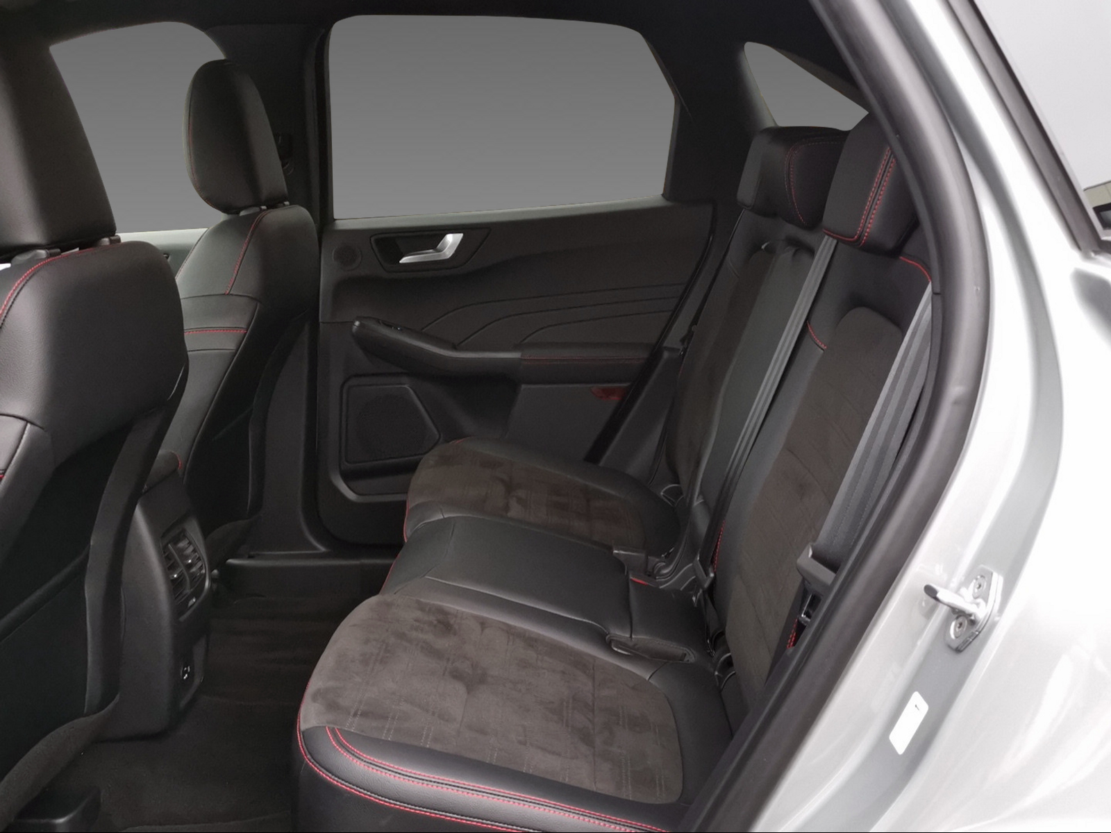 FORD Kuga 2.5 Hybrid ST-Line X 4x4 - 10