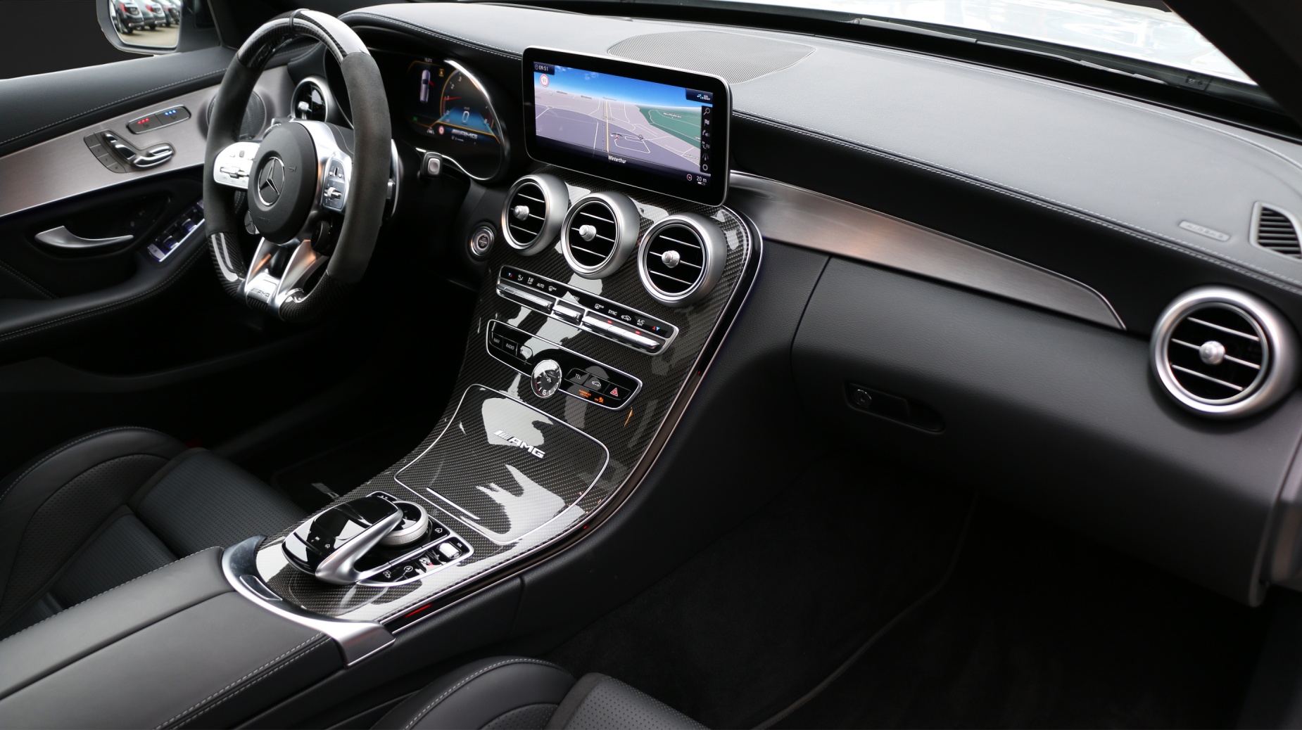 MERCEDES-BENZ C 63 S AMG - 8