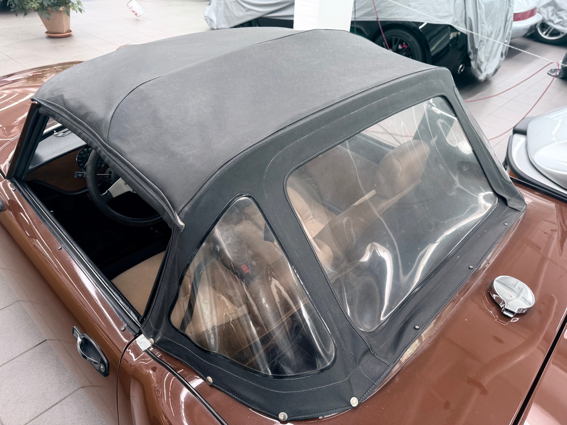 TRIUMPH Spitfire - 4