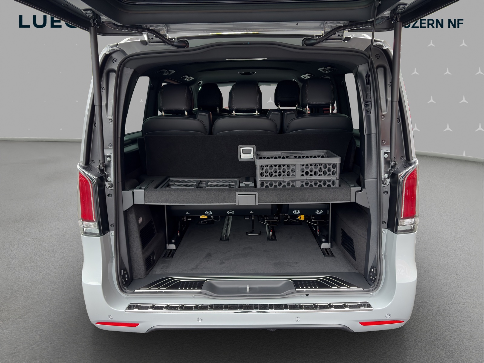 MERCEDES-BENZ V 300 d lang 4Matic Swiss Edition 9G-Tronic - 10