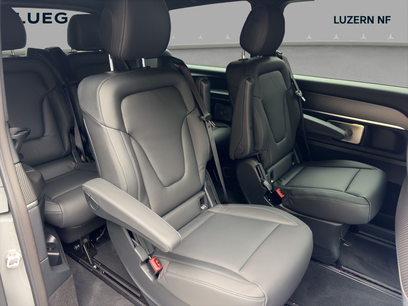 MERCEDES-BENZ V 300 d lang 4Matic Swiss Edition 9G-Tronic - 8