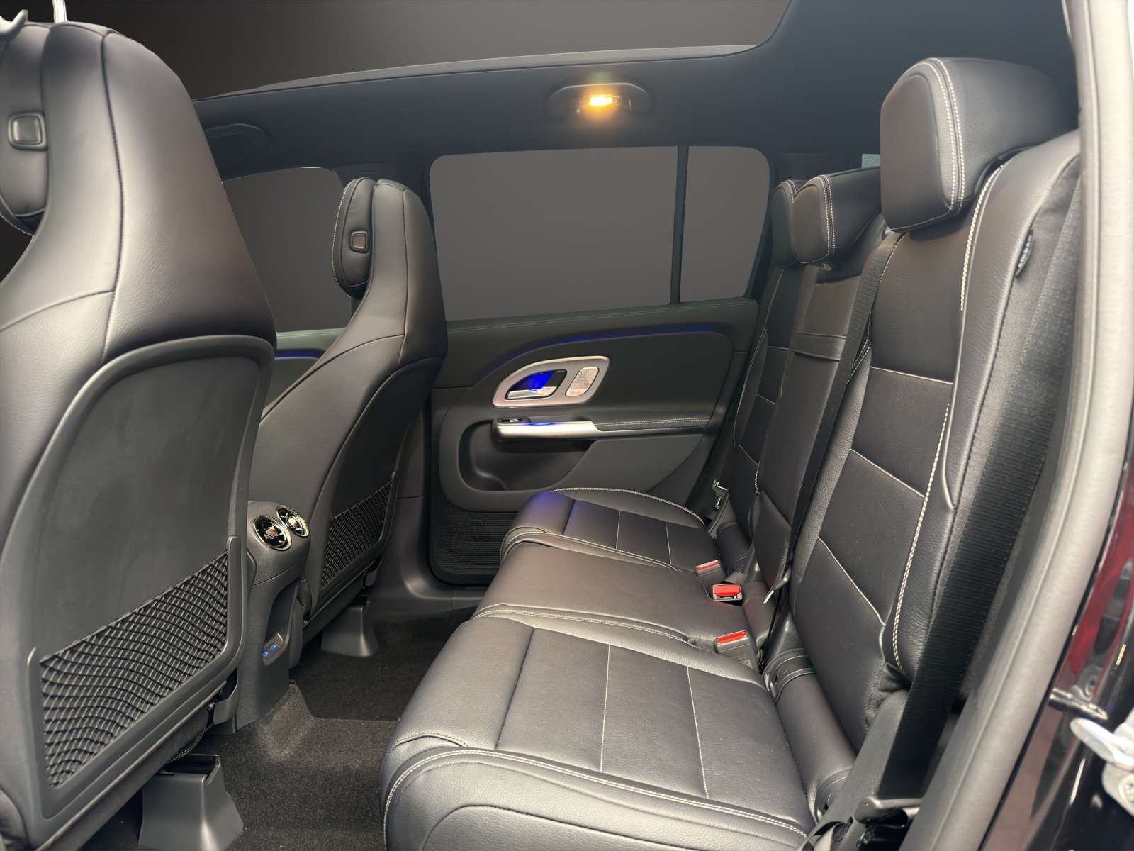 MERCEDES-BENZ GLB 220 4MATIC - 10