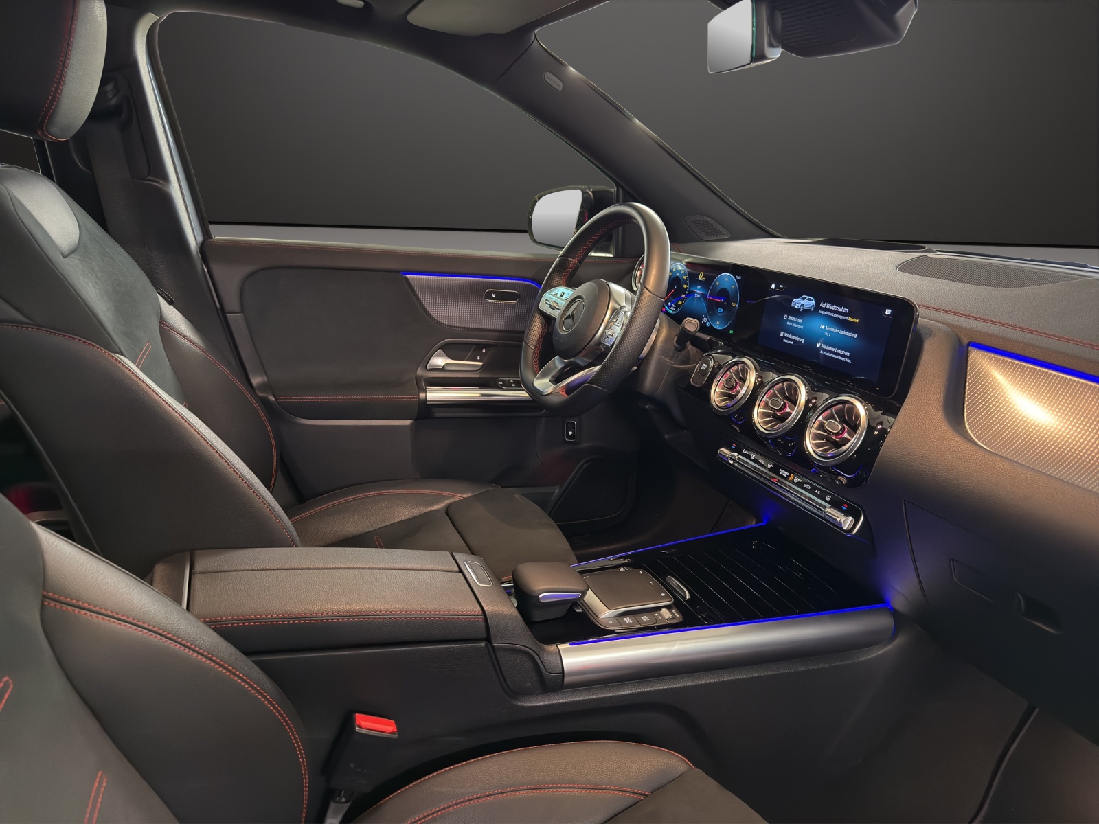 MERCEDES-BENZ EQA 300 AMG Line 4Matic - 12