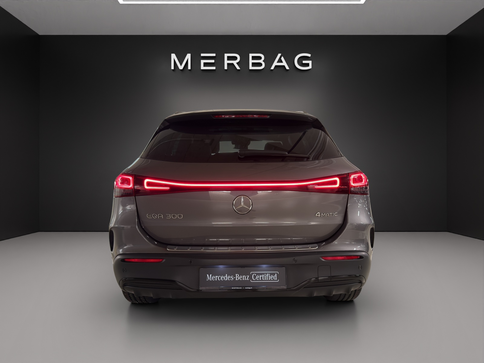 MERCEDES-BENZ EQA 300 AMG Line 4Matic - 7