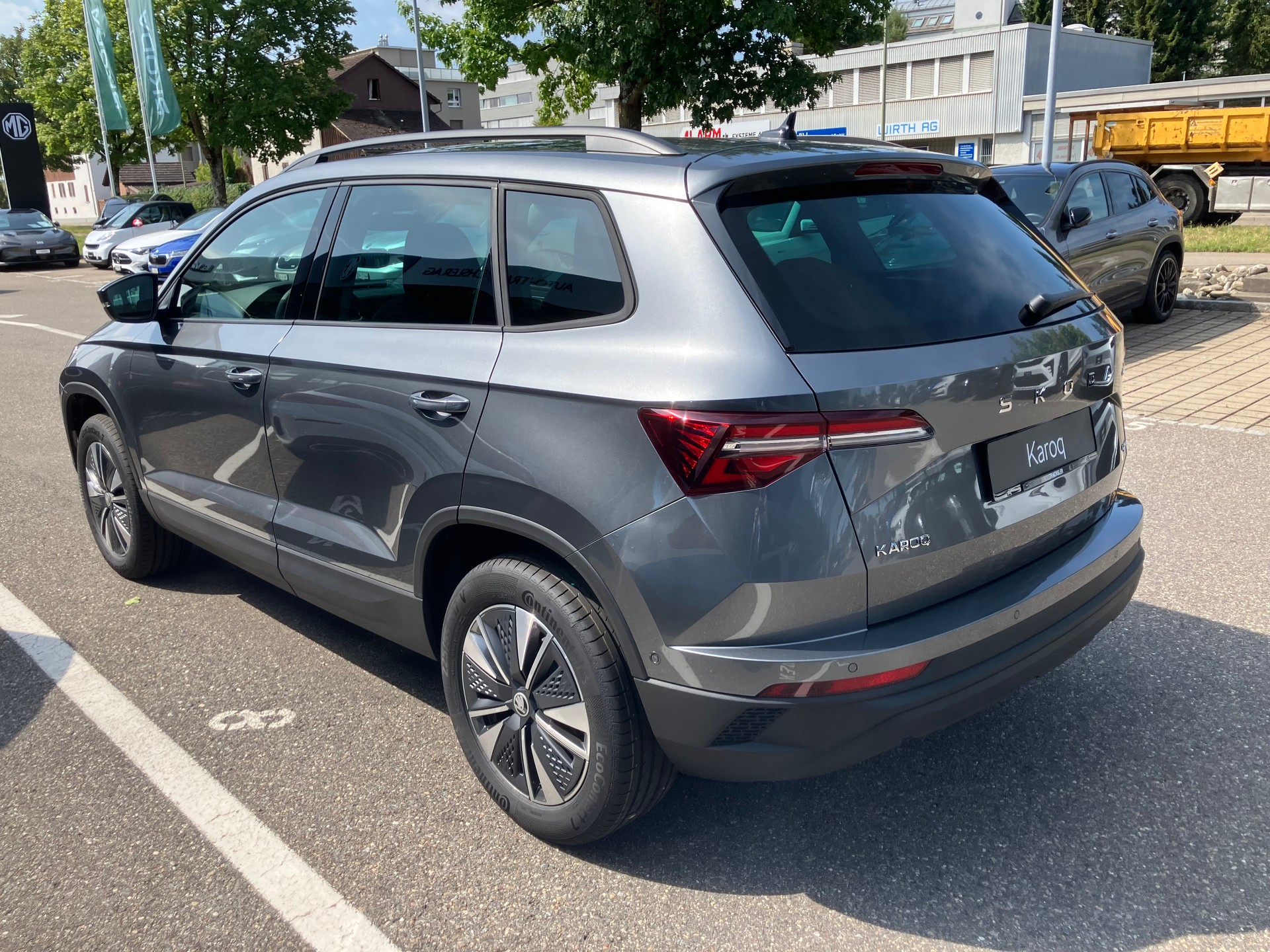 SKODA Karoq 2.0 TDI CR Dynamic 4x4 DSG - 3