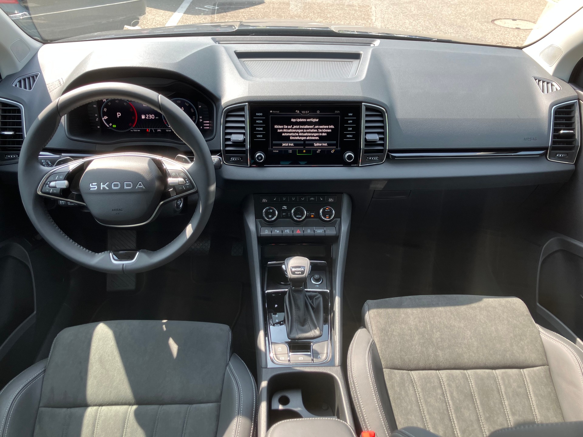 SKODA Karoq 2.0 TDI CR Dynamic 4x4 DSG - 7