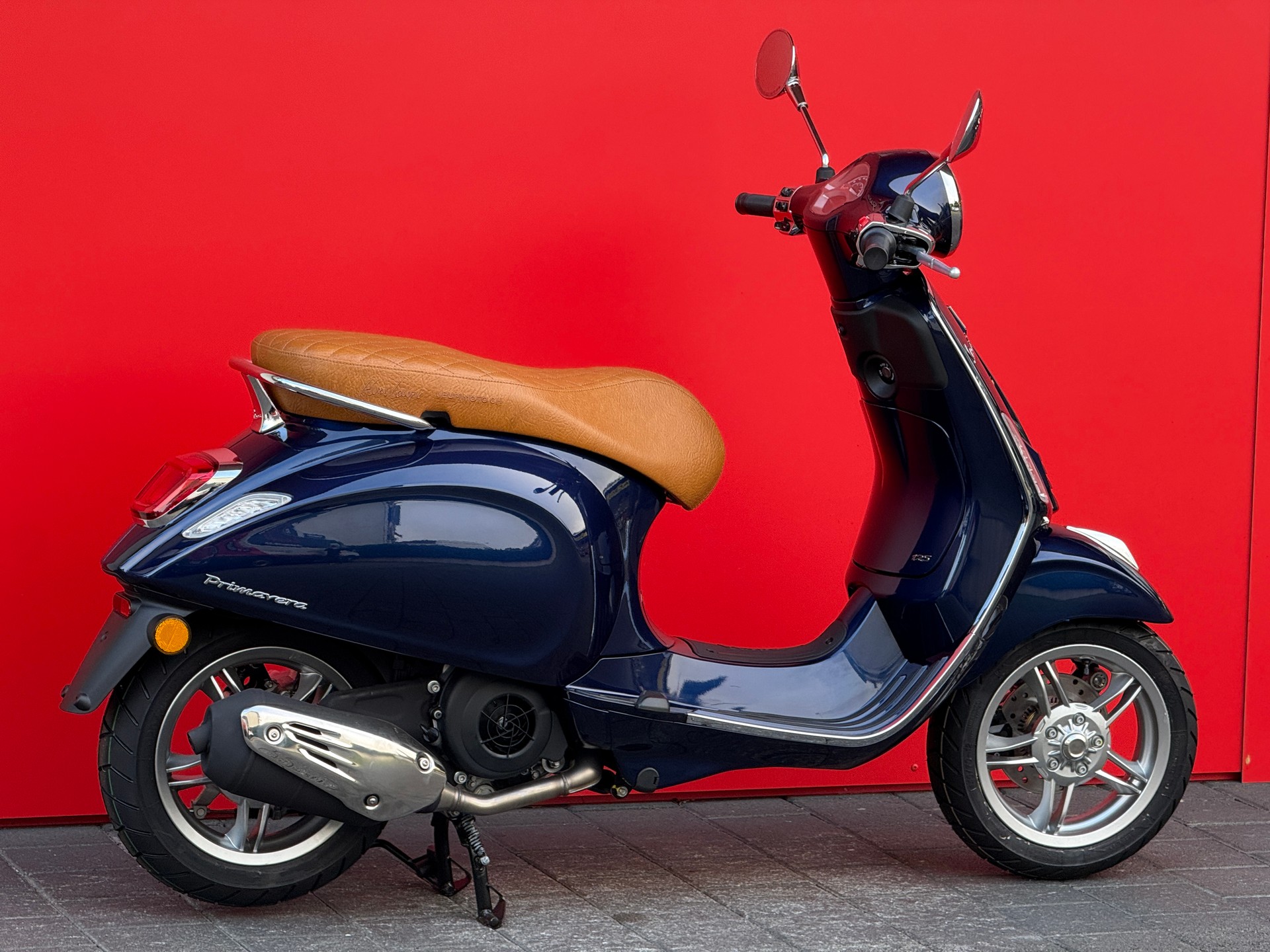 PIAGGIO Vespa 125 Primavera ABS Celebrate 40th - 6