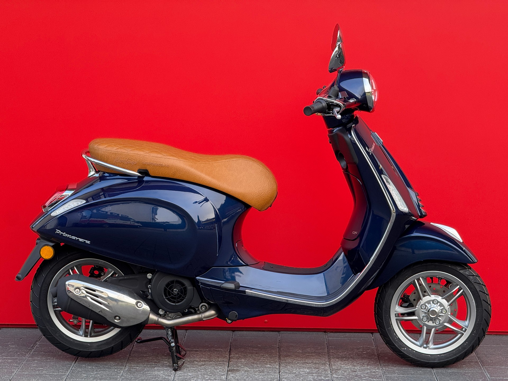 PIAGGIO Vespa 125 Primavera ABS Celebrate 40th - 4