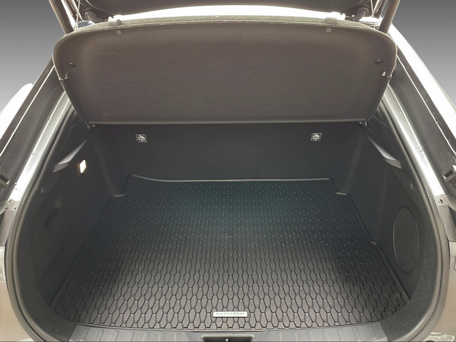 MAZDA 6e Takumi - 11