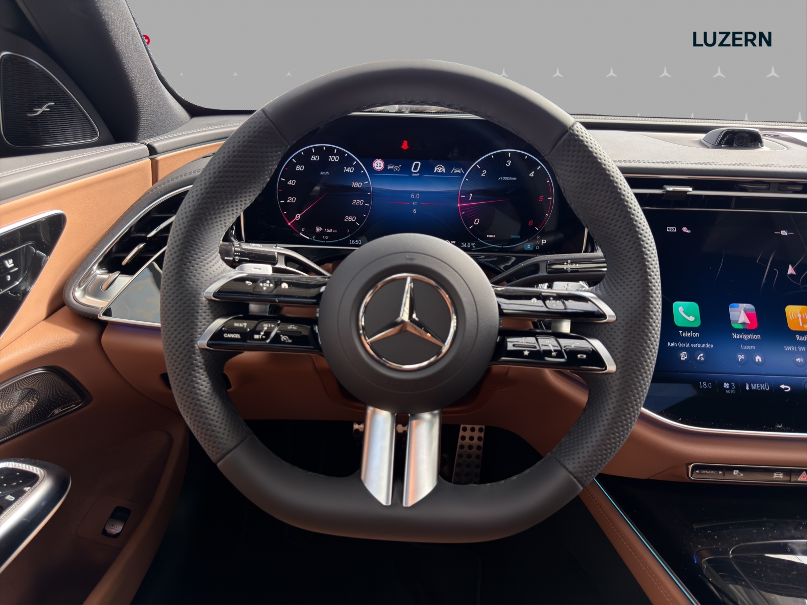 MERCEDES-BENZ E 220 d T 4Matic 9G-Tronic - 10