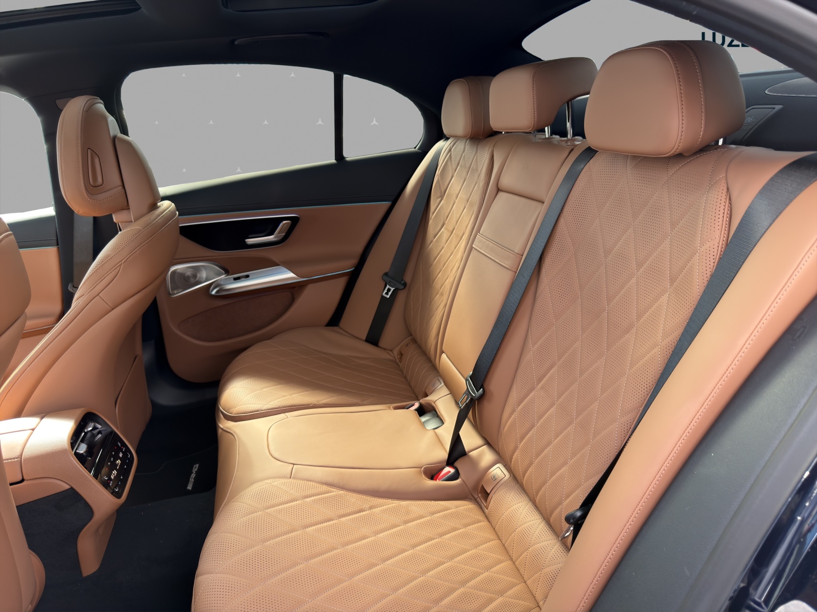 MERCEDES-BENZ E 220 d T 4Matic 9G-Tronic - 14