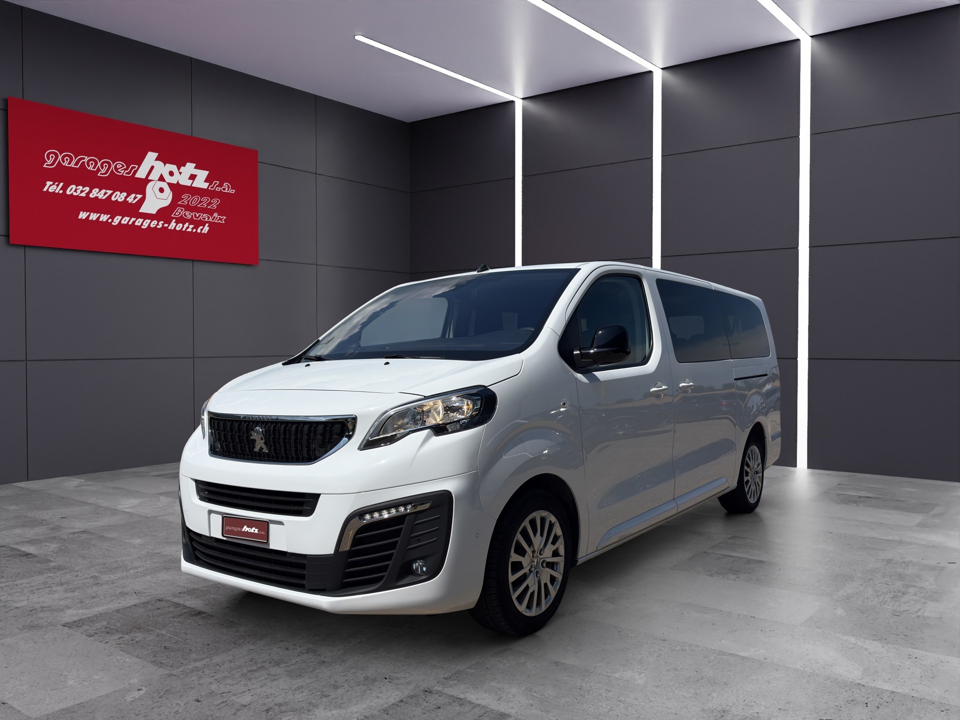 PEUGEOT Traveller 2.0 BlueHDi Business M