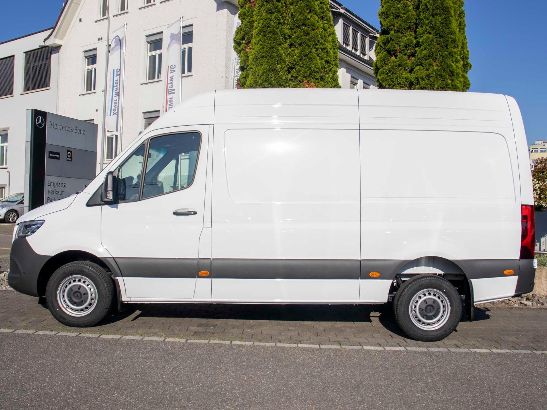 MERCEDES-BENZ Sprinter 317 CDI PRO Standard - 2