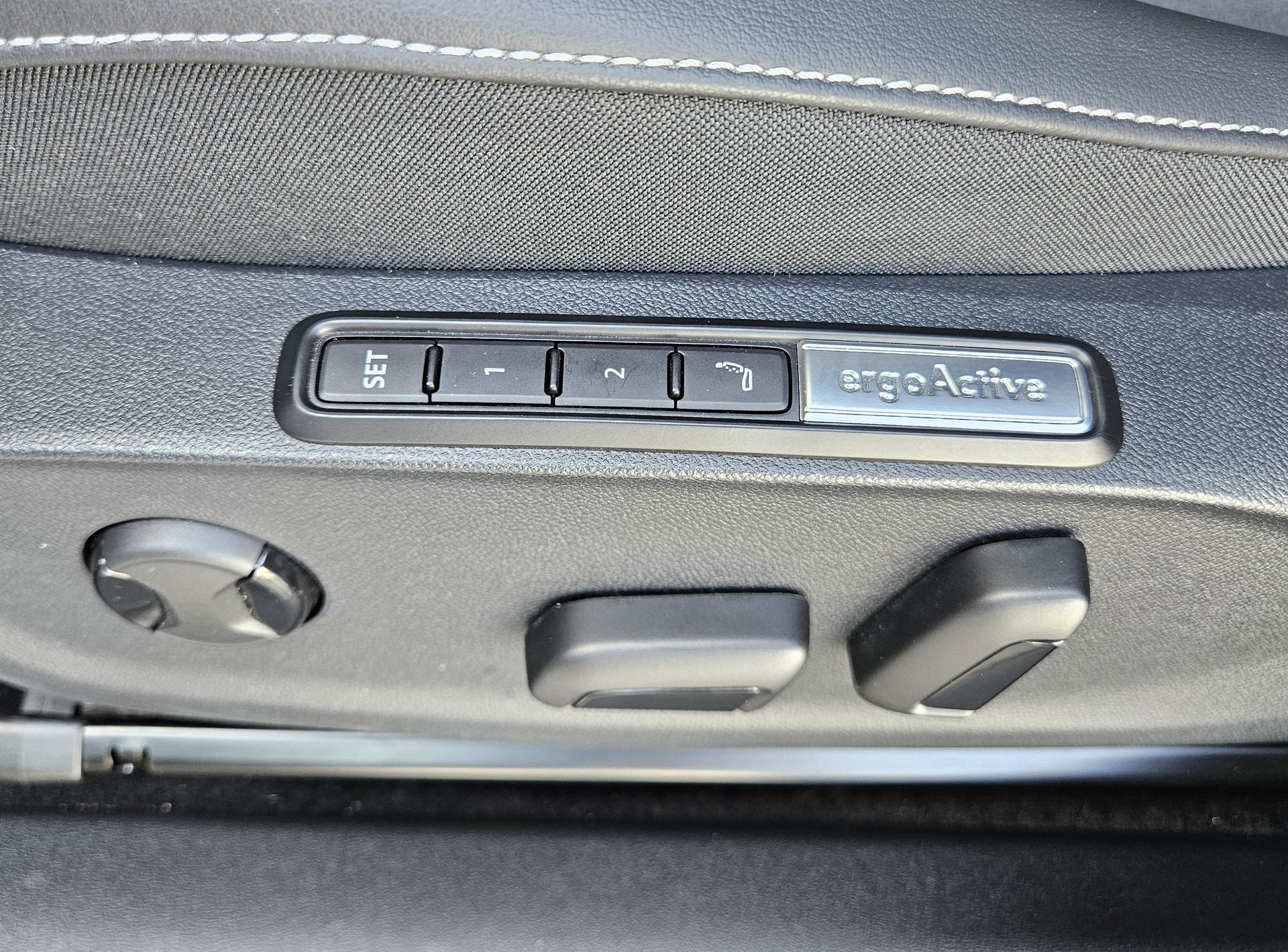 VW ID.7 Pro 77 kWh Lim. United Modell 2025 mit Anhängerkupplung - 14