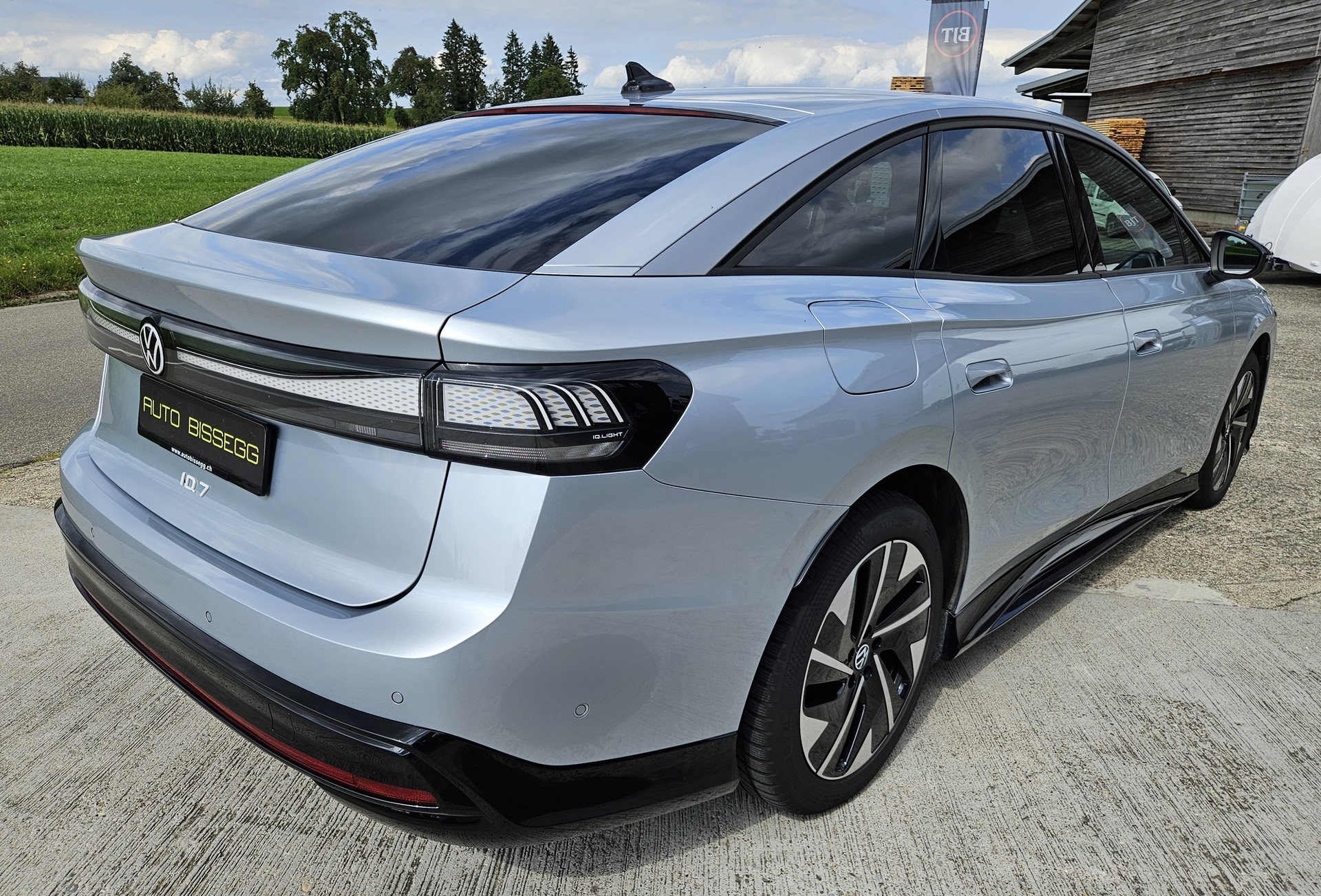 VW ID.7 Pro 77 kWh Lim. United Modell 2025 mit Anhängerkupplung - 10