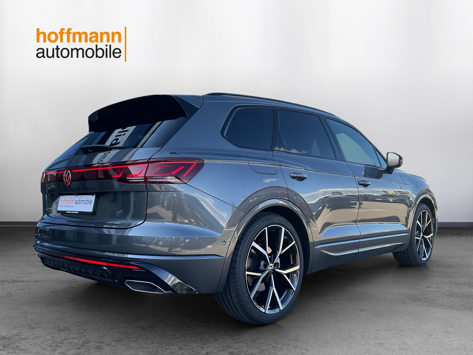 VW Touareg 3.0 TDI R-Line Tiptronic - 4