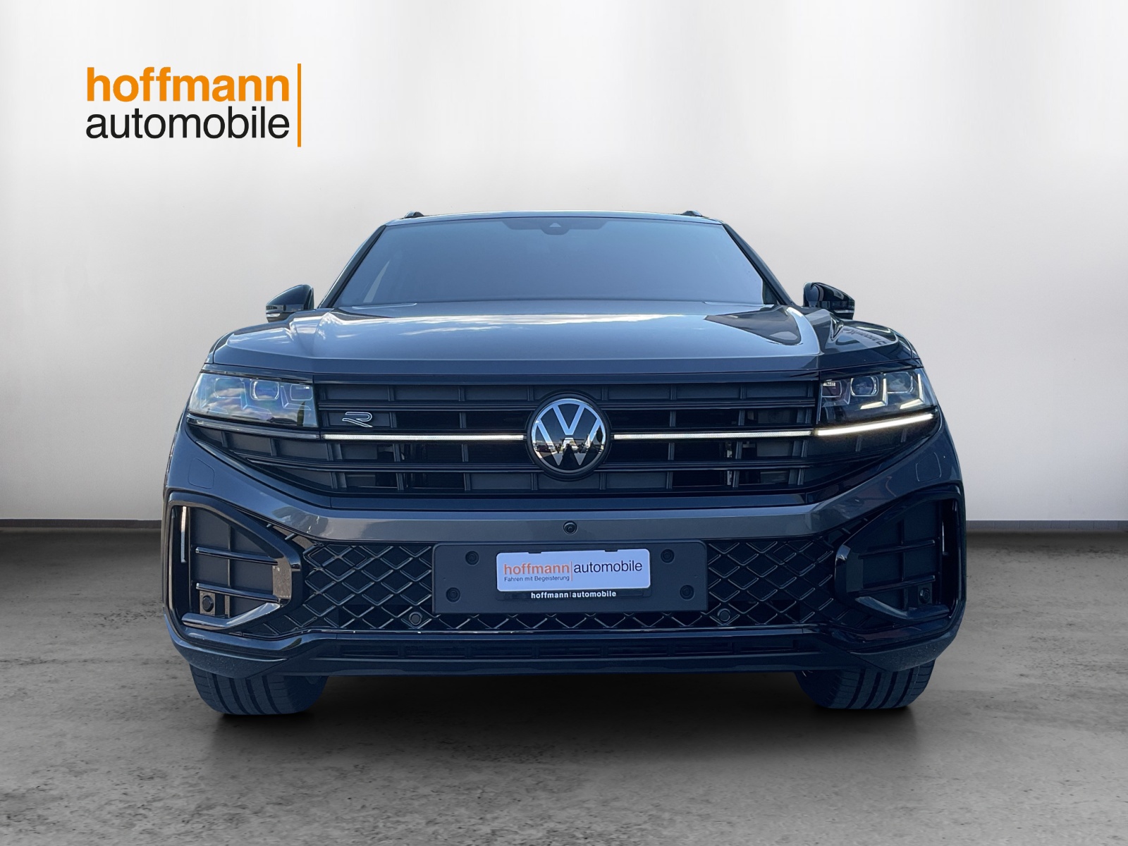 VW Touareg 3.0 TDI R-Line Tiptronic - 2