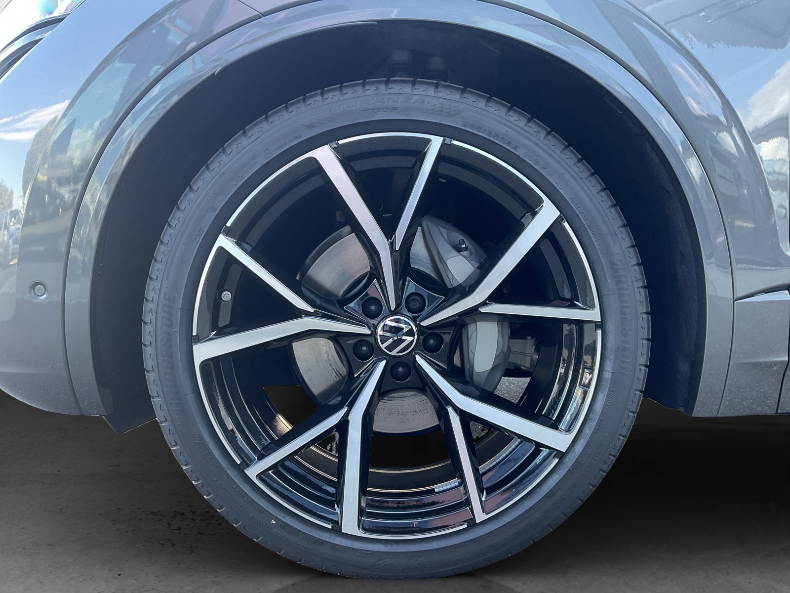 VW Touareg 3.0 TDI R-Line Tiptronic - 13