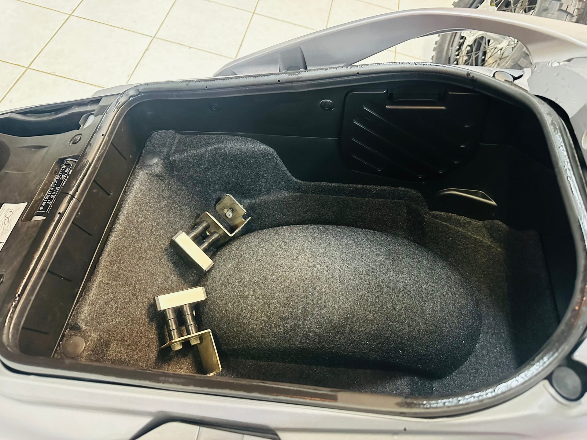 SUZUKI AN 400 Z Burgman - 7