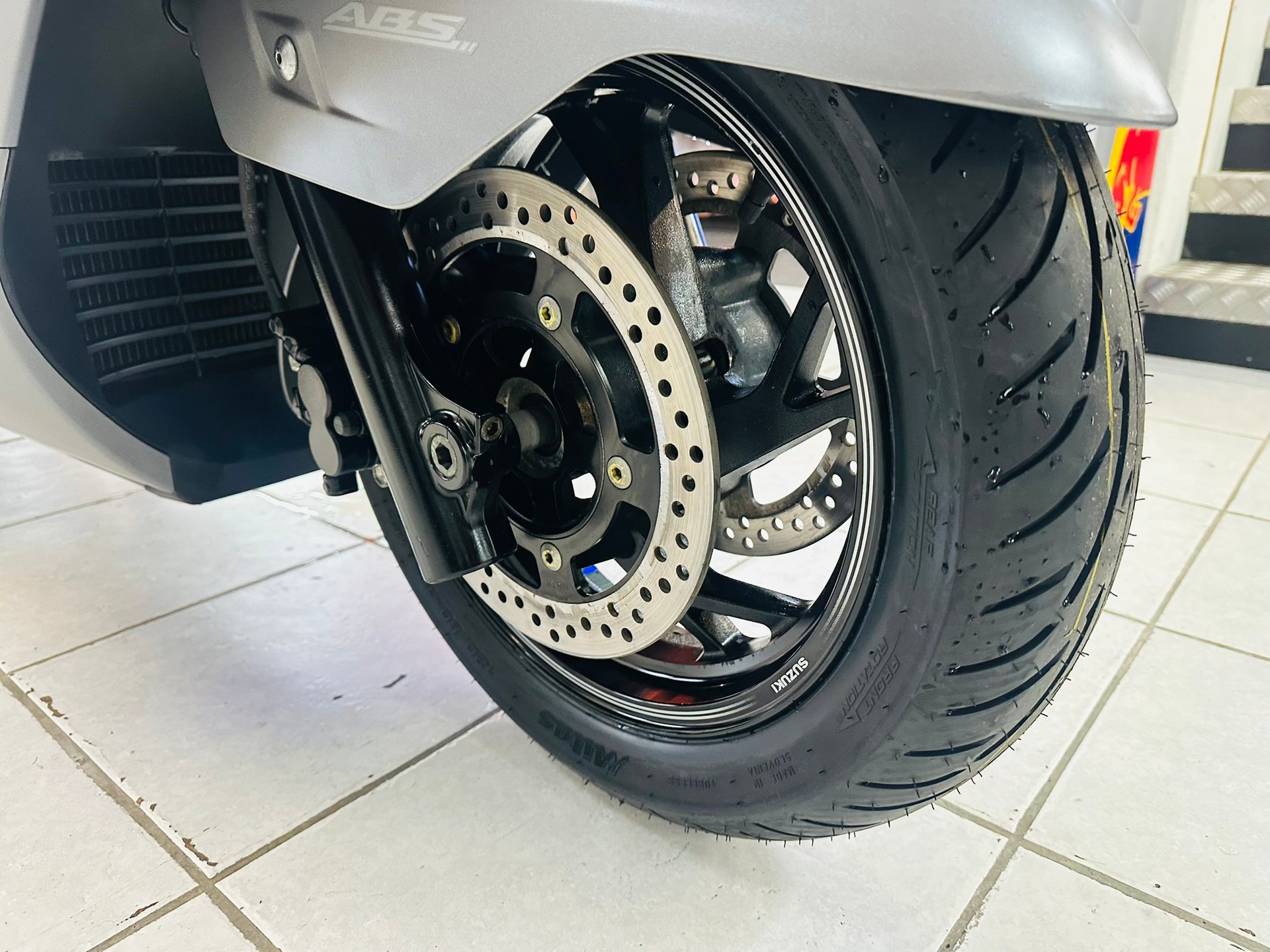 SUZUKI AN 400 Z Burgman - 3