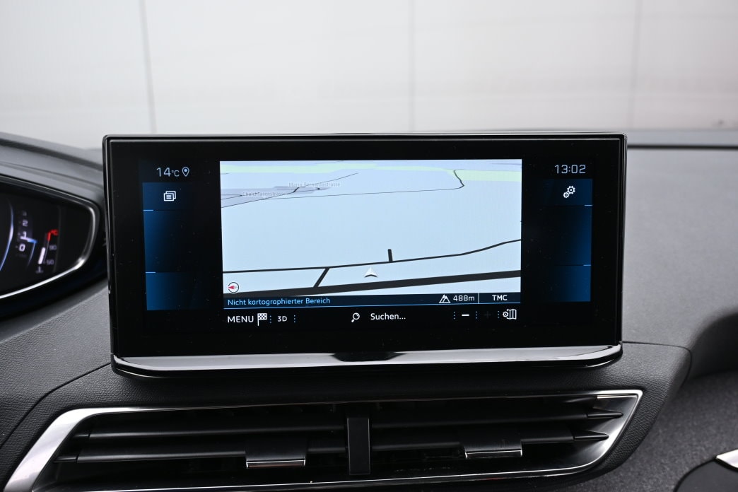 PEUGEOT 3008 1.2 PureTech Road Trip EAT8 - 12