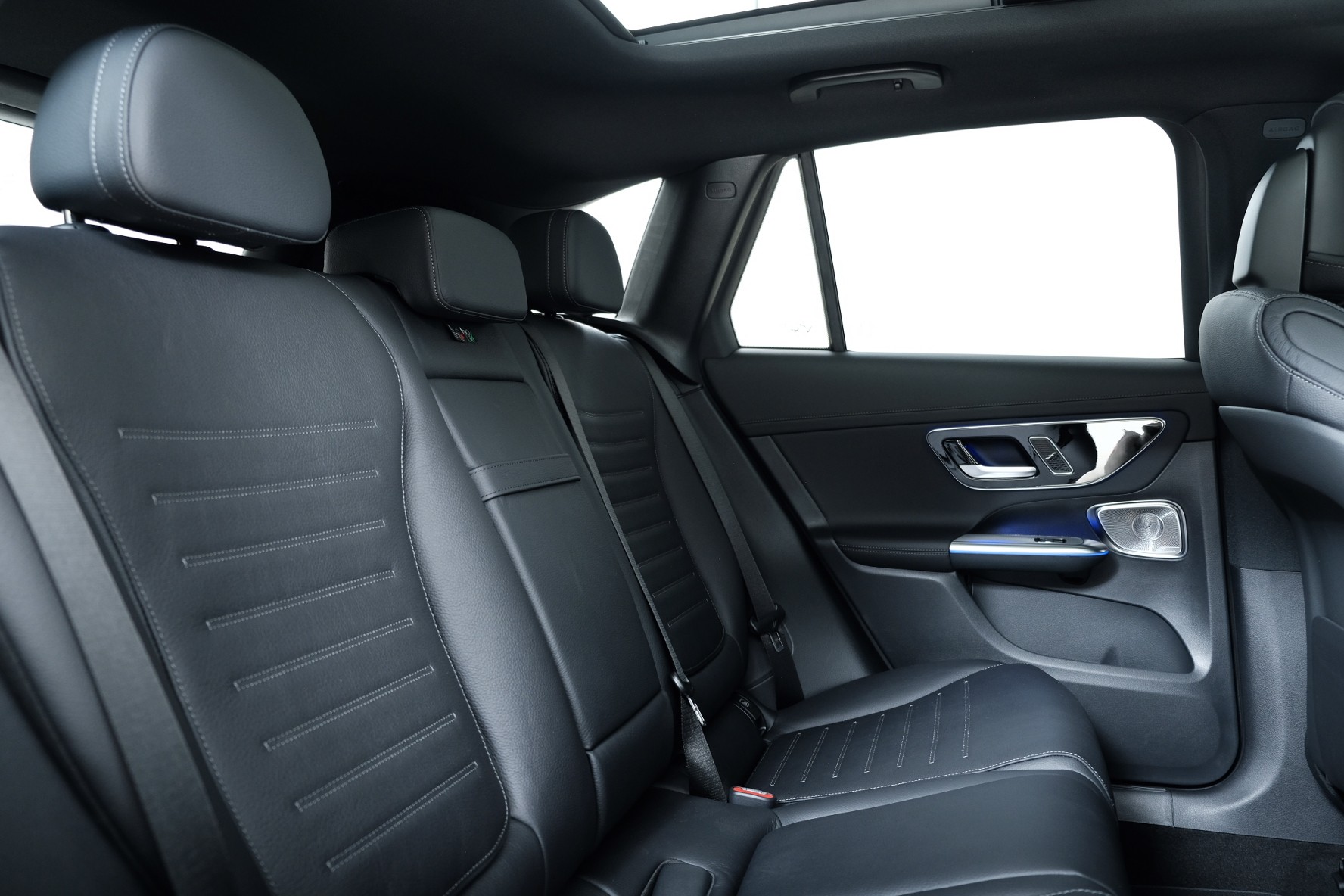 MERCEDES-BENZ GLC 300 e 4Matic 9G-Tronic - 11