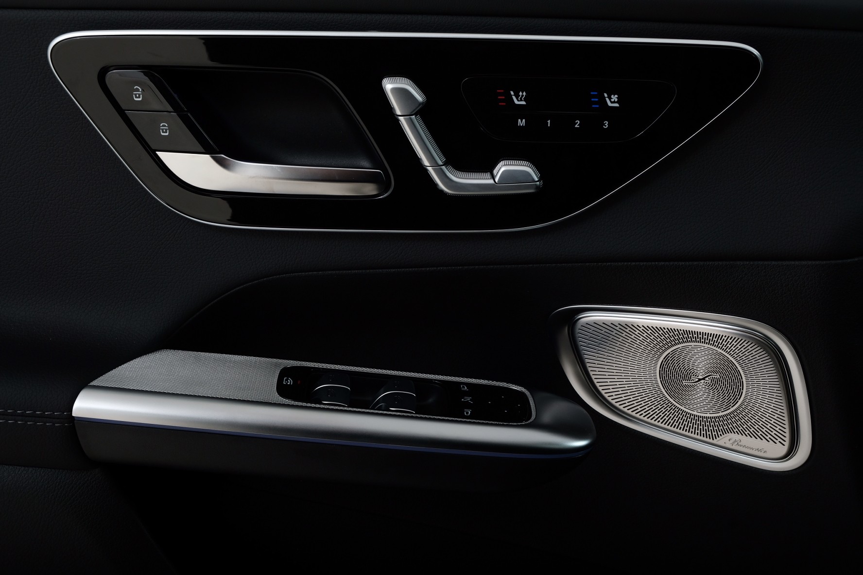 MERCEDES-BENZ GLC 300 e 4Matic 9G-Tronic - 15