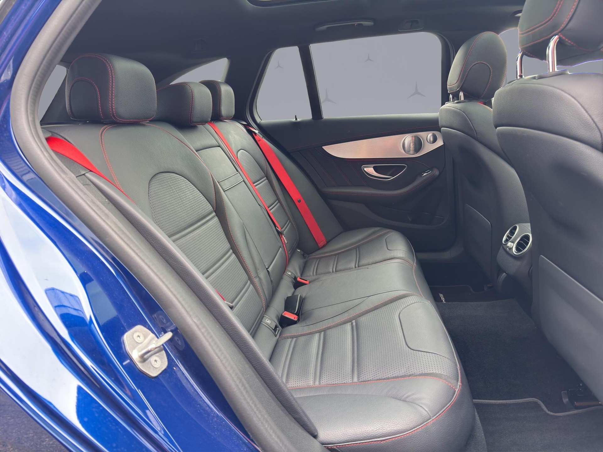 MERCEDES-BENZ C 43 AMG 4matic Kombi - 17