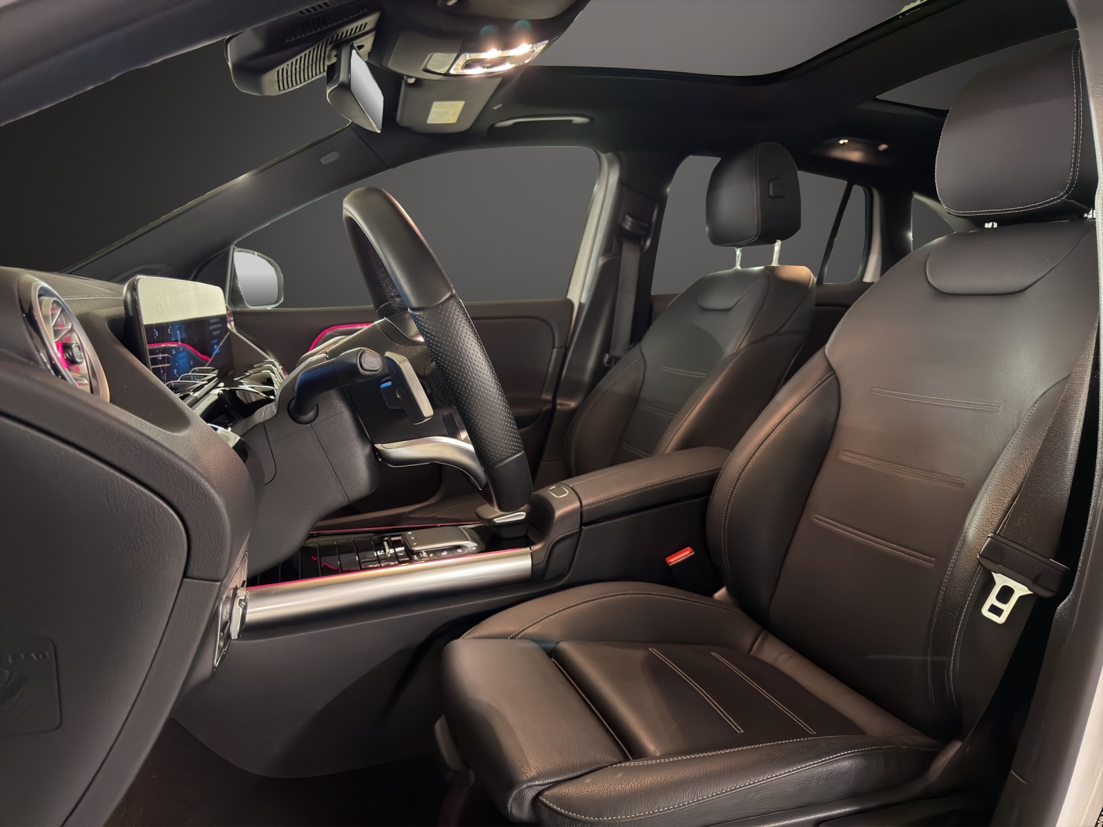 MERCEDES-BENZ GLA 250e AMG Line 8G-DCT - 12