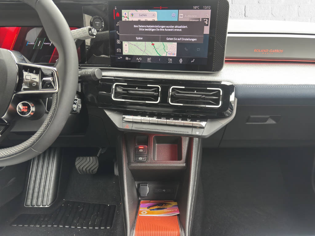 RENAULT R5 E-TECH 100% ELECTRIC Comfort Range Roland - 9