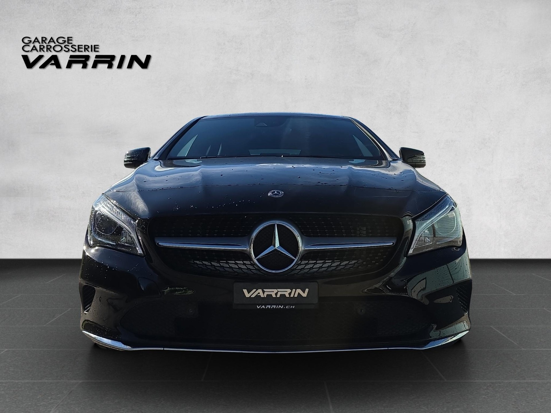 MERCEDES-BENZ CLA Shooting Brake 180 Urban 7G-DCT - 2