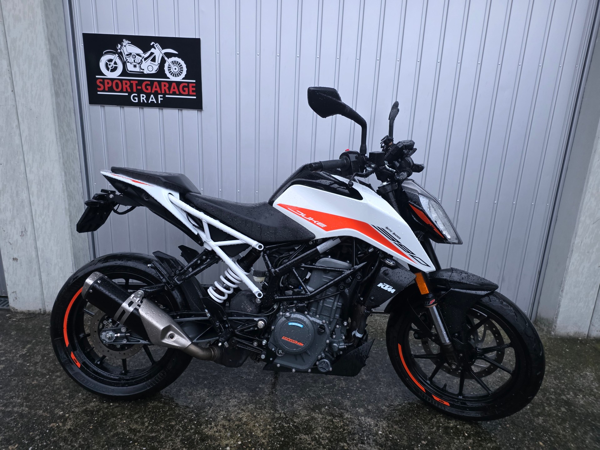 KTM 390 Duke
