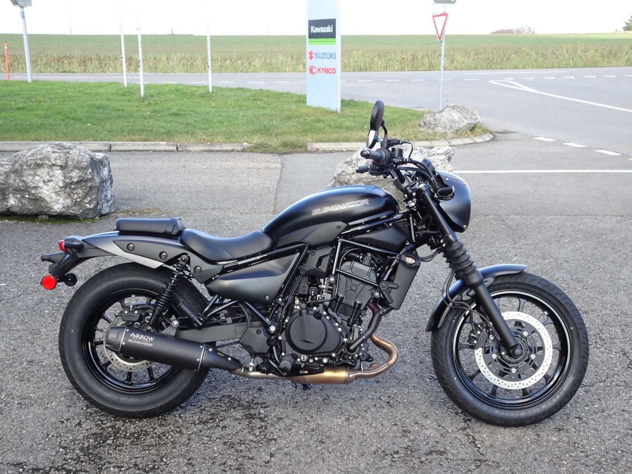 KAWASAKI Eliminator 500 SE