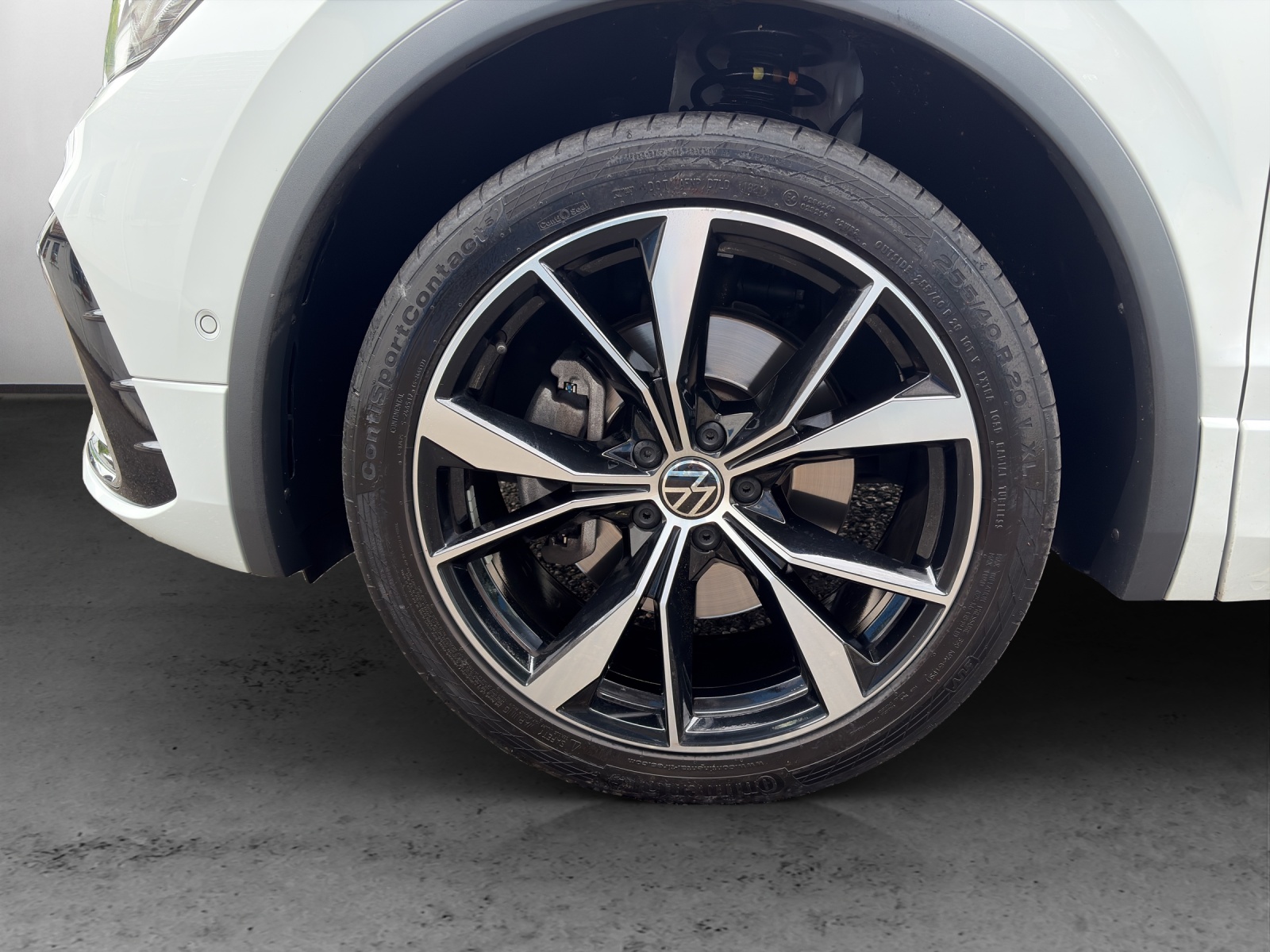 VW Tiguan Allspace 2.0TSI R-Line 4Motion DSG - 13