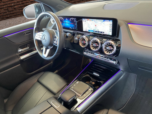 MERCEDES-BENZ EQA 250 - 14
